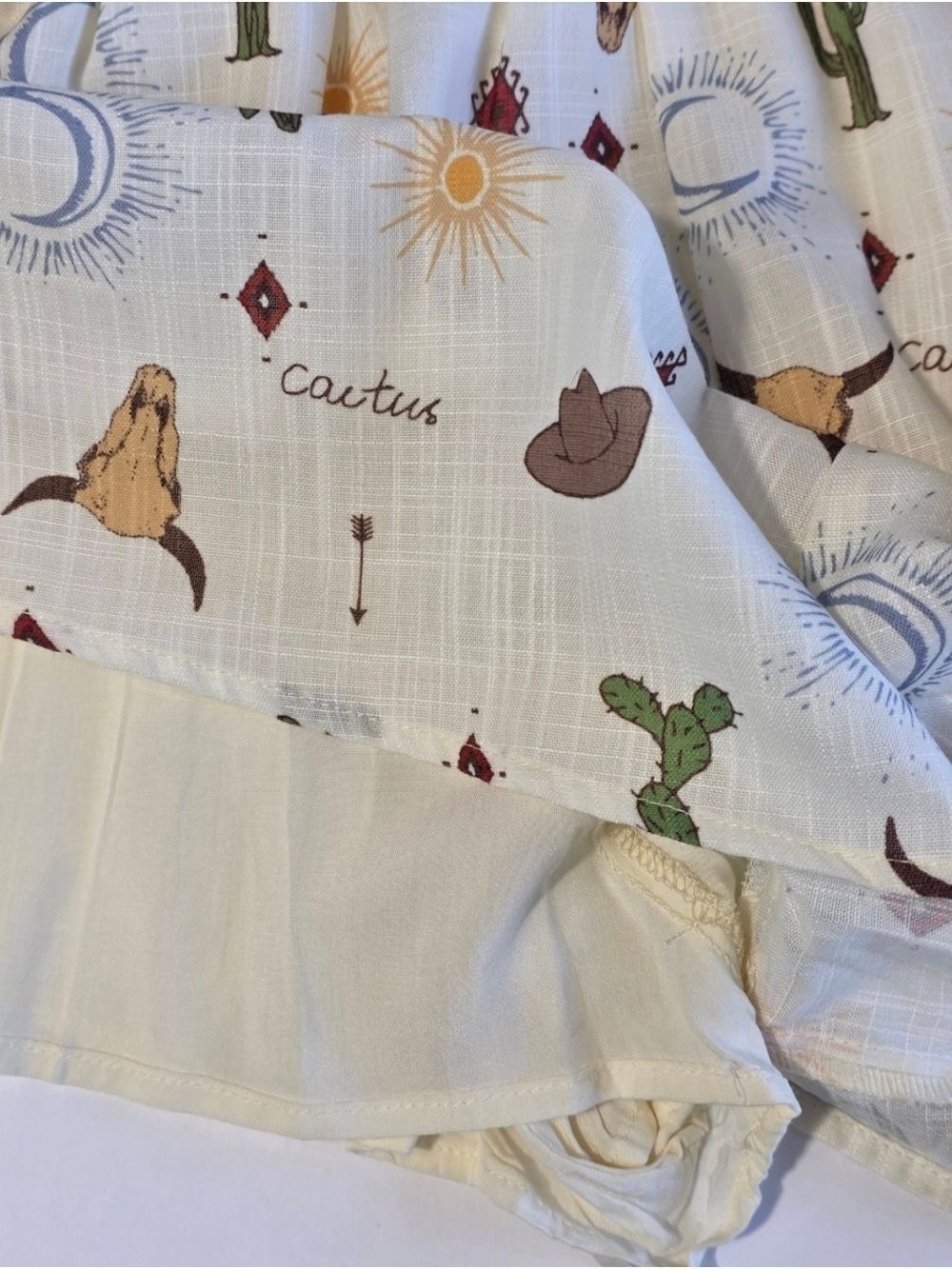 Western Desert Print Romper Lumiere NWT Medium Cactus Festival Stampede - Picture 7 of 11